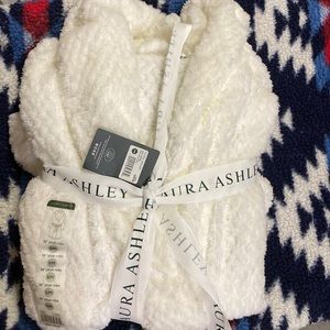 Laura Ashley plush robe
